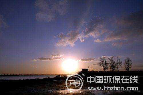打破资源环境瓶颈 节能服务业有望成新经济支柱