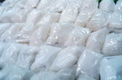 澳查获540公斤冰毒 毒品被藏在396个装蛋白质添加剂的塑料罐中