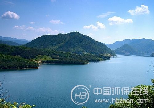 完善生态环境保护体制与机制 蓝天碧水指日可待