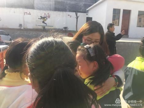杨楼一中感恩励志报告会:感恩——绽放生命中的那份爱