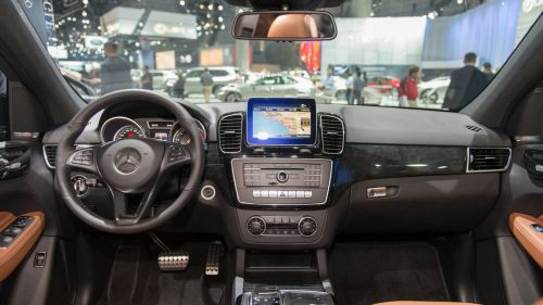奔驰AMG GLE43亮相洛杉矶车展 霸气十足