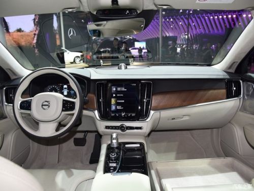 2016广州车展：S90长轴版预售38.98万起