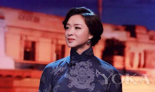 金星素颜与老公自拍风韵犹存 可我更心疼她畸形的脚趾！
