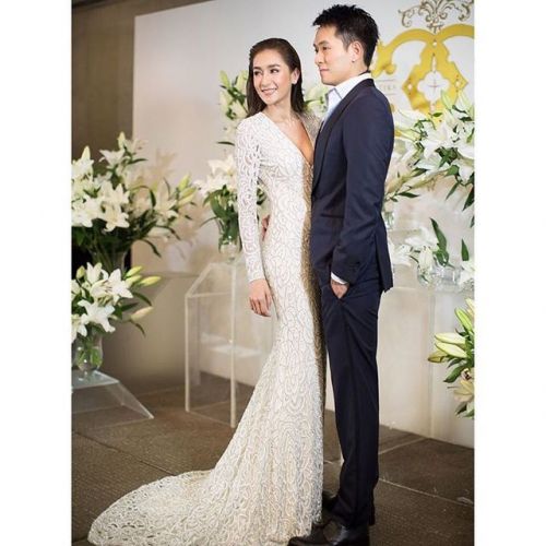白富美的婚礼长这样!变装6套堪称"泰国版Angelababy"