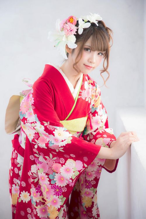 日本90后美女声优新照曝光 身材还这么好