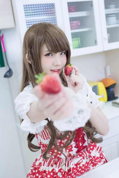 日本90后美女声优新照曝光 身材还这么好