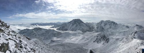 教育人首攀奥太娜雪山 | 用勇气与坚持谱写教育人的新篇章