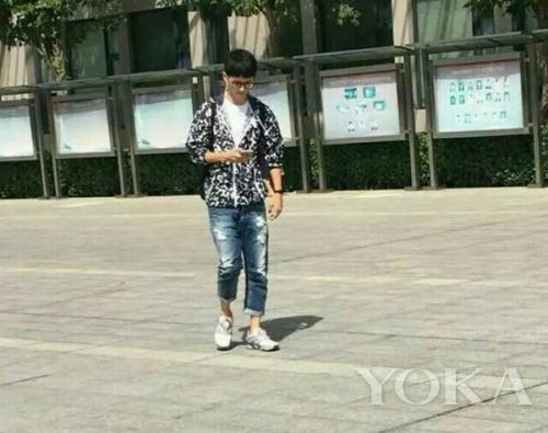 中戏上戏的妹子逆天高颜值 军训不花妆是如何做到的？