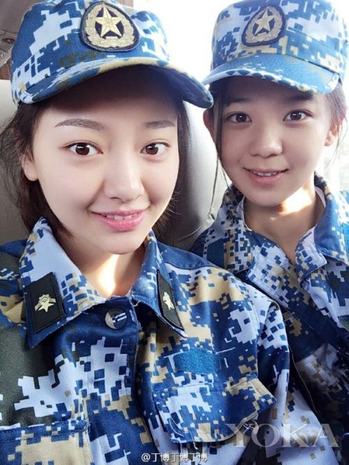 中戏上戏的妹子逆天高颜值 军训不花妆是如何做到的？