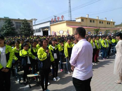 学会感恩 在爱中成长