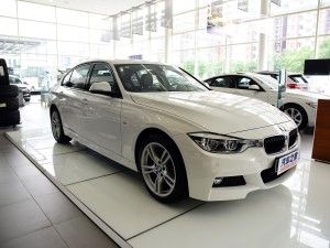 第100万辆下线 国产新E级标轴版亮相