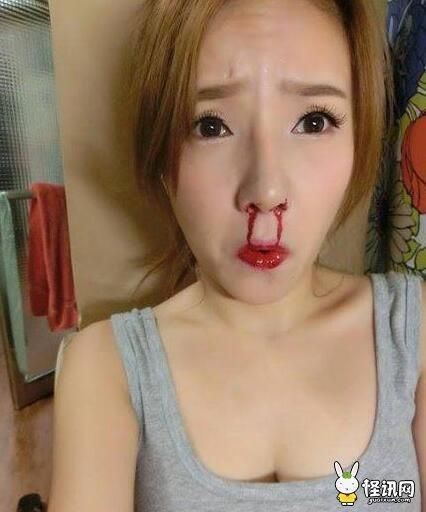 姑娘自己美得流鼻血了