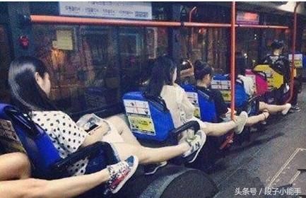 段子十条：女友问我，疼吗