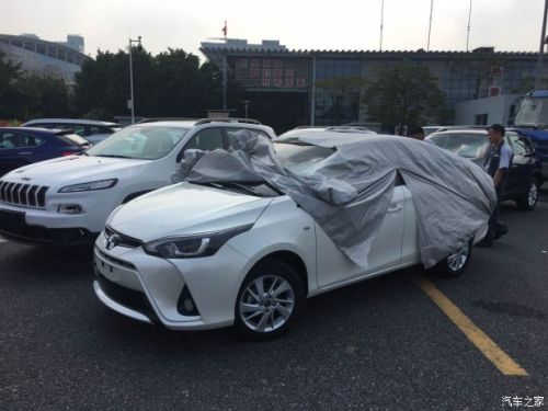 2016广州车展探馆：YARiS L 致炫三厢版