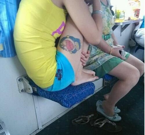 王哥十则笑话：妈妈，等我长大了挣钱给你整容