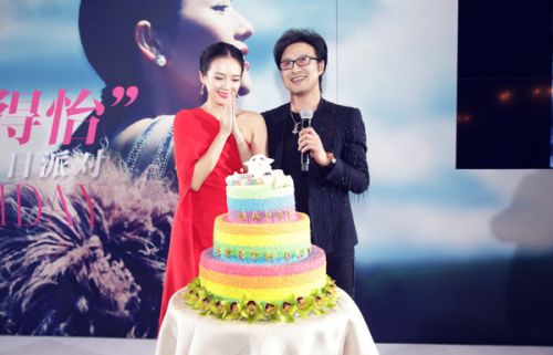 产后复出三步曲，人生赢家我只服章子怡！