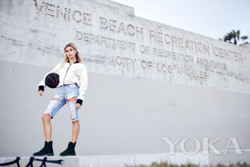 征服UGG拿下Guess “小跟班”海莉鲍德温正崛起