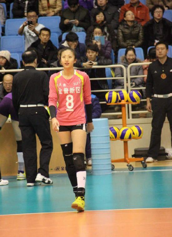 化妆后的中国女排妹子们长这样：朱婷温婉 惠若琪女神范