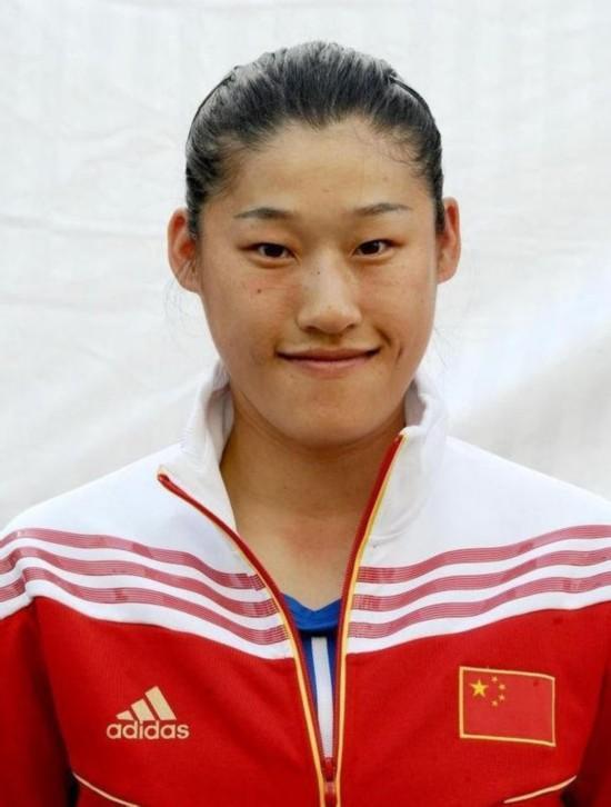 化妆后的中国女排妹子们长这样：朱婷温婉 惠若琪女神范