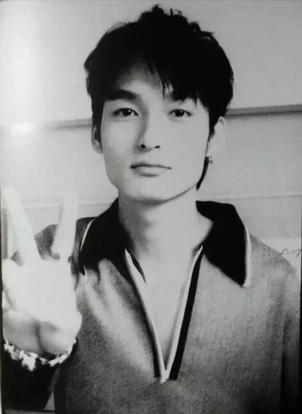 舔屏好肉体却和身高成反比，美颜偶像居然只有159