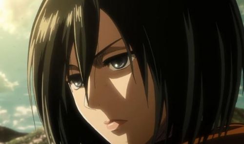 《进击的巨人》第7话剧情爆燃，艾伦VS铠之巨人！