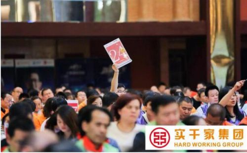 薛杰耀“中国的约翰·库堤斯”