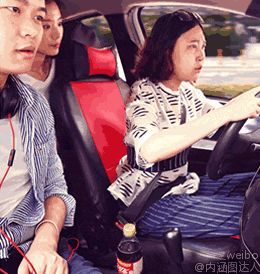 内涵趣图:看过才知道女司机有多么的可怕,见了赶紧躲开
