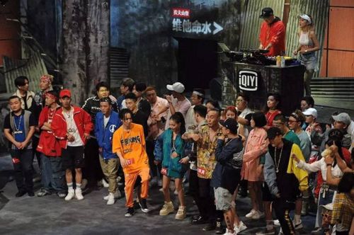 谁说不是Rapper 就不能有嘻哈Style？｜周一件