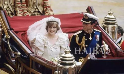 为啥| 她是英国王室的悲剧，却成了一生传奇的最美王妃？
