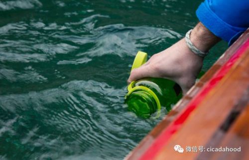 如果国内有这样的杂志，那纸媒肯定不会倒！