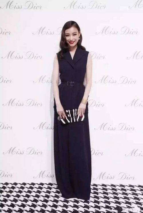 穿搭有一套才能美得有气质