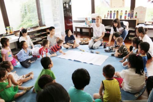 一起作业公益故事：如何让特殊儿童开口说英语？