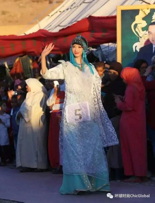 志玲姐姐美上天的封面 是假的摩洛哥风情吗？