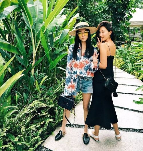 穿上夏威夷衬衫，去哪儿都是马尔代夫