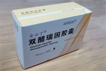 骨关节炎什么膏药最好？延缓病程还得这样做